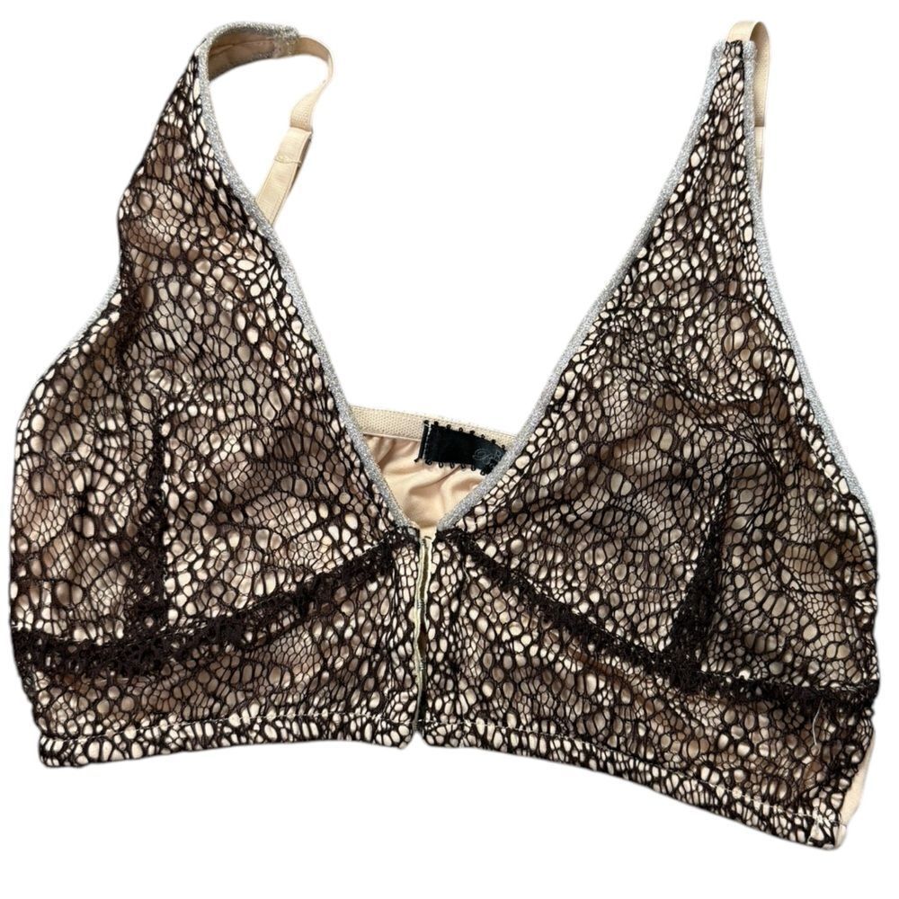BKE Boutique Bralette Cream With Black Lace Overlay